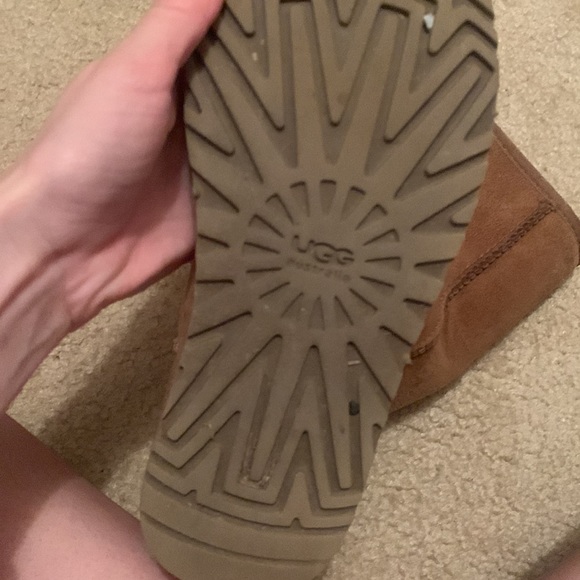 Chestnut size 6 tall ugg boots - Picture 5 of 5